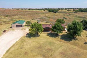 51454 S County Rd 249 Fairview, OK